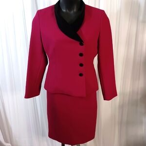 Vintage Classic Kasper Red/Black 2Pc Skirt Suit Size: 10P